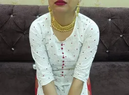 Hindi mein chodne wala video mein Awaz ke sath